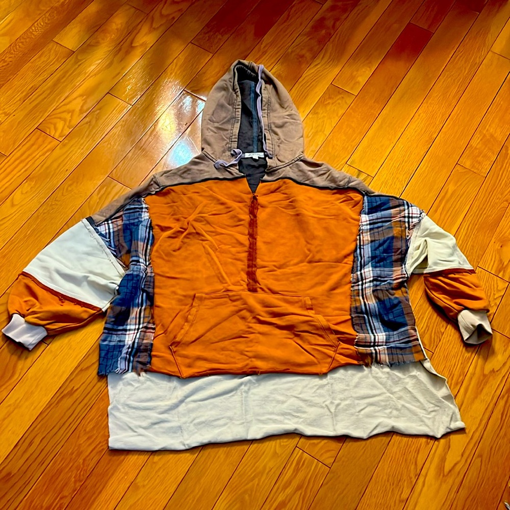 Boutique sweatshirt, like new